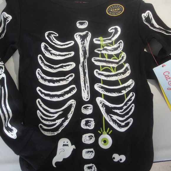 Cat & Jack Glow in the Dark Skeleton Pajamas Size 6 NWT Unisex - Picture 4 of 6